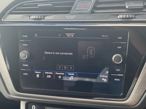 Volkswagen Touran 1.5 TSI EVO SE MPV 5dr Petrol DSG Euro 6 (s/s) (150 ps) 19