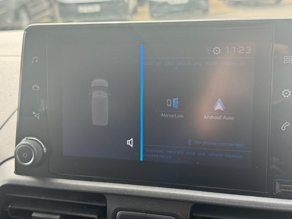 2023 Peugeot PartnerSWB L1H1 Low Roof Professional Premium Plus Air Co — thumbnail 31 of 51