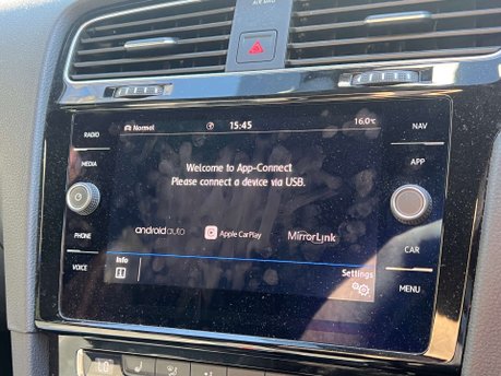 Volkswagen Golf 2.0 Golf R TSi 4Motion Semi-Auto 4WD 5dr 23