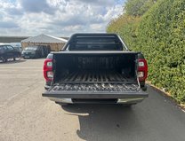 Toyota Hilux Invincible | Auto | 2.4 LT | Double Cab | Camera | Sensors | EURO 6 8
