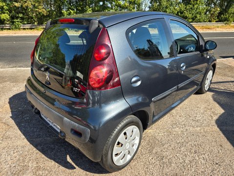 Peugeot 107 ACTIVE 6