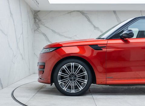 Land Rover Range Rover Sport P550e AUTOBIOGRAPHY 33