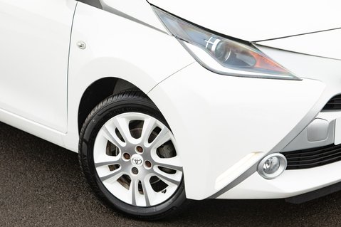Toyota Aygo VVT-I X-PURE 11