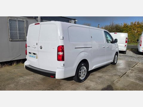 Vauxhall Vivaro SPORTIVE 2900 L2 H1 LWB 1.5D 100ps EU6 2