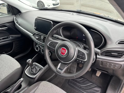 Fiat Tipo CROSS 18