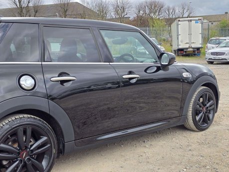 Mini Hatch 2.0 Cooper S Sport Hatchback 5dr Petrol Steptronic Euro 6 (s/s) (192 ps) 9