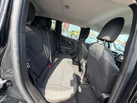 Jeep Renegade NIGHT EAGLE 11