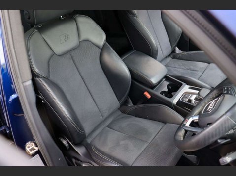 Audi Q5 2.0 TDI 40 Sport Sportback 5dr Diesel S Tronic quattro Euro 6 (s/s) (204 ps 4