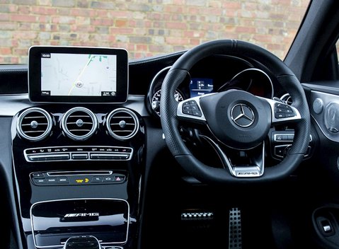 Mercedes-Benz C Class C63 Coupe 15