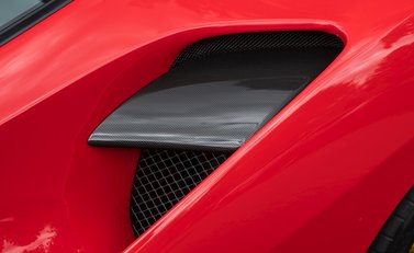 Ferrari 488 GTB 24