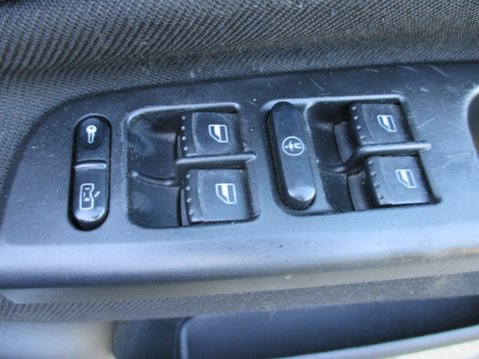 Volkswagen Golf 1.9 TDI PD GT 5dr 39