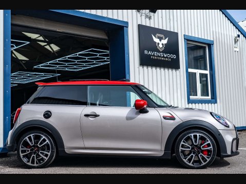 Mini Hatch 2.0 John Cooper Works Auto 3dr 3