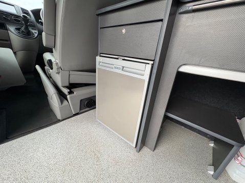 Volkswagen Transporter T32 TDI 28