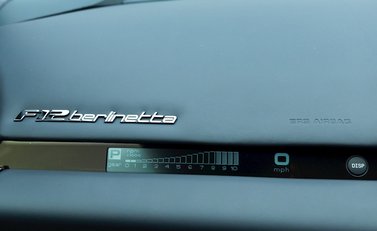 Ferrari F12 Berlinetta 17