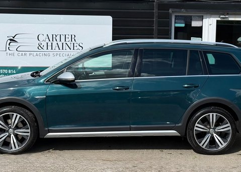 Volkswagen Golf 2.0 TDI Alltrack Estate 5dr Diesel DSG 4Motion Euro 6 (s/s) (184 ps) 5