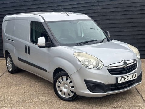 Vauxhall Combo 1.2 Combo 2300 Sport CDTi ecoFLEX S/S 4