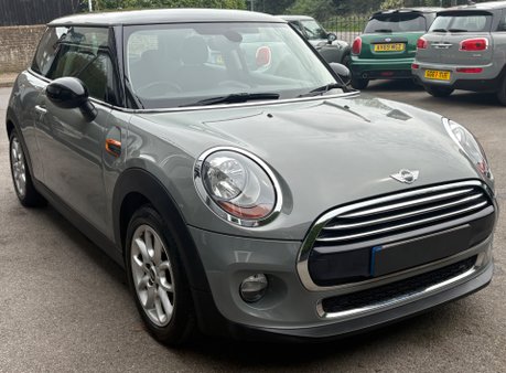 Mini Hatch Cooper 1.5 Pepper 3 door + VISUAL BOOST + REVERSE CAMERA + REAR PDC 13