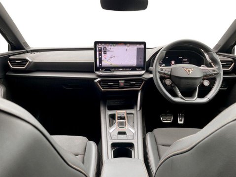 Cupra Leon 1.5 eHybrid 25.8kWh V1 Hatchback 5dr Petrol Plug-in Hybrid DSG Euro 6 (s/s) 19