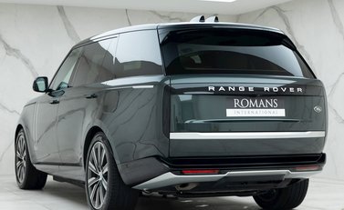 Land Rover Range Rover P440e Autobiography LWB PHEV 3
