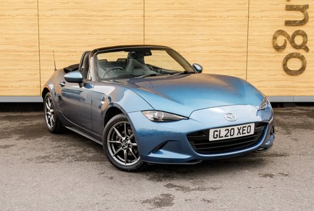 Mazda MX-5 SPORT