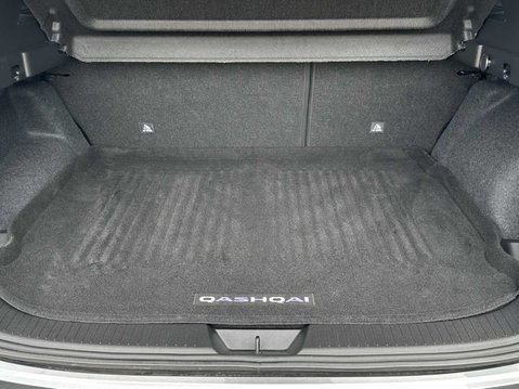 Nissan Qashqai 1.3 Dig-t Mhb 140 Tkna Bose Pack 7