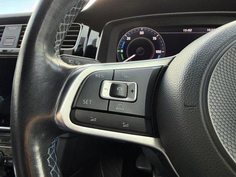 Volkswagen Golf 1.4 TSI 8.7kWh GTE Advance Hatchback 5dr Petrol Plug-in Hybrid DSG Euro 6 ( 33