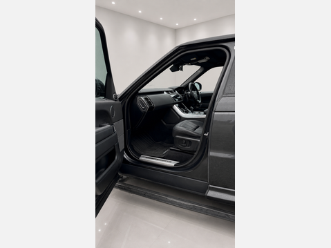 Land Rover Range Rover Sport HSE DYNAMIC BLACK MHEV 7