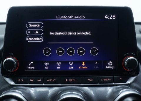 Nissan Juke 1.0 Juke N-Connecta DiG-T Semi-Auto 5dr 21