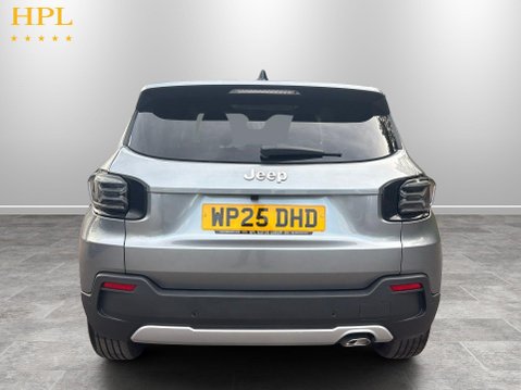 Jeep Avenger 1.2 e-Hybrid Summit SUV 5dr Petrol Hybrid e-DCT Euro 6 (s/s) (100 ps) Air C 11