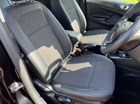 Ford Ecosport TITANIUM 11