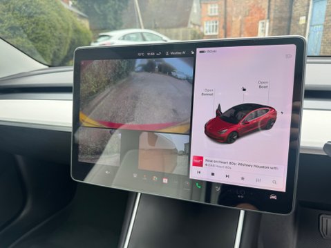 Tesla Model 3 STANDARD RANGE PLUS 17