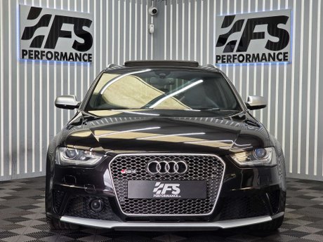 Audi RS4 4.2 FSI V8 Estate 5dr Petrol S Tronic quattro Euro 5 (450 ps) 2