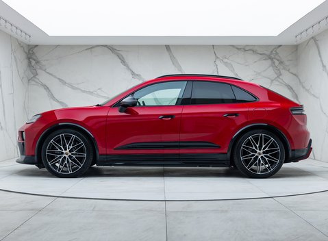 Porsche Macan GTS Electric 5
