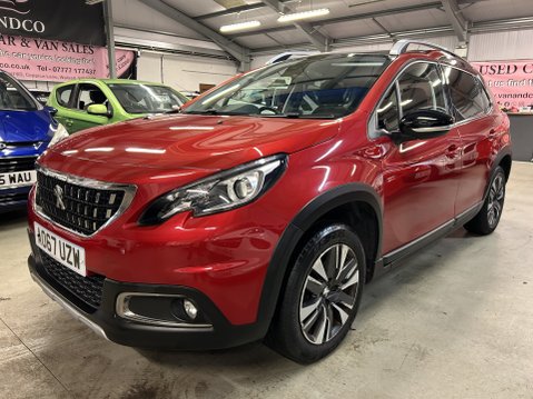 Peugeot 2008 PURETECH ALLURE 9