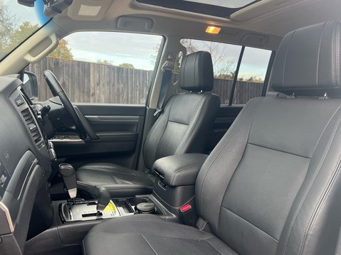 Mitsubishi Shogun DI-D SG3 3