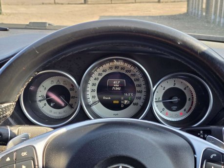 Mercedes-Benz CLS 2.1 CLS220d AMG Line Coupe 4dr Diesel G-Tronic+ Euro 6 (s/s) (177 ps) 34