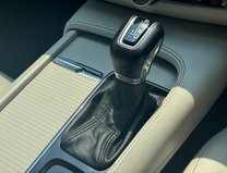 Volvo V90 (Sold) 2.0 D4 Momentum Plus Estate 5dr Diesel Auto Euro 6 (s/s) (190 ps) 25