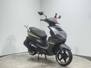 Sinnis Twist 2022 1K 50CC SCOOTER LEARNER BIKE NEW MOT SERVICED 2