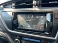 Toyota Auris VVT-I ICON PLUS 38