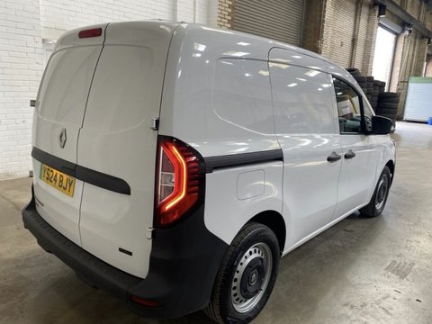 Renault Kangoo ML19 E-TECH START 6