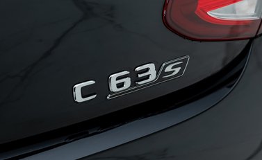 Mercedes-Benz C63 AMG S Coupe 34