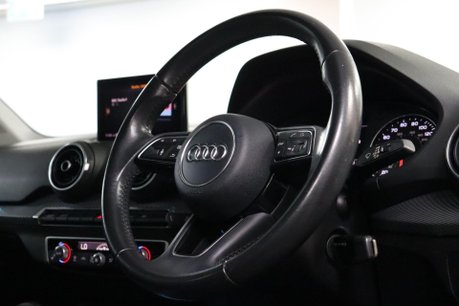 Audi Q2 TFSI S LINE EDITION 1 12