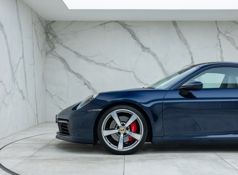 Porsche 911 Carrera S (992) 27