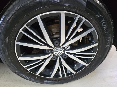 Volkswagen Golf 1.4 TSI SE Nav Euro 6 (s/s) 5dr 49