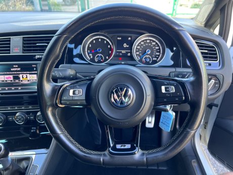 Volkswagen Golf 2.0 TSI BlueMotion Tech R 4Motion Euro 6 (s/s) 5dr 77