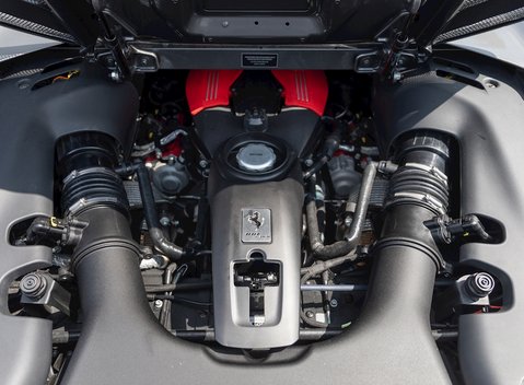 Ferrari 488 Spider 35