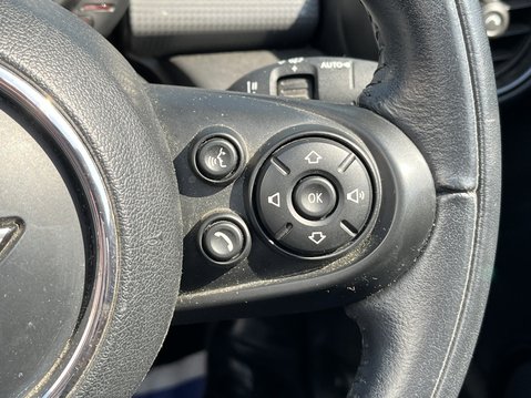 Mini Convertible 1.5 Cooper 2dr [Chili/Media Pack XL] 28