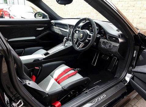 Porsche 911 (991) GT3 RS 10