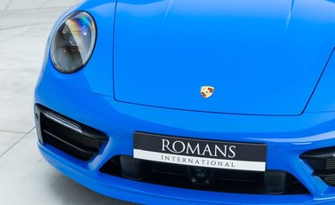 Porsche 911 Carrera (992) 22