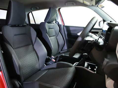 Suzuki Swift Motion 1.2 Mild Hybrid Auto 13